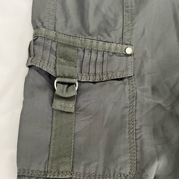 Cargo Crop Pants - Picture 2 of 7